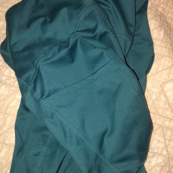 Super Cute Workout Leggings!! - Picture 5 of 5